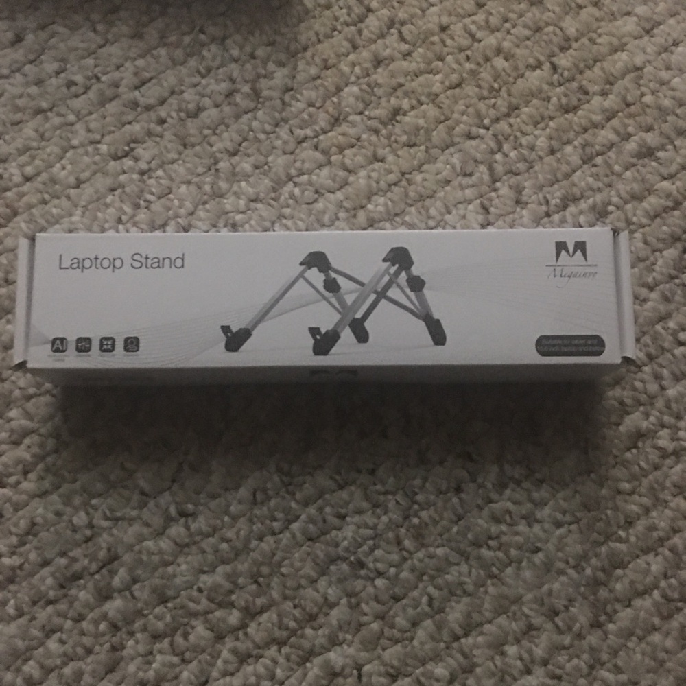 Laptop stand